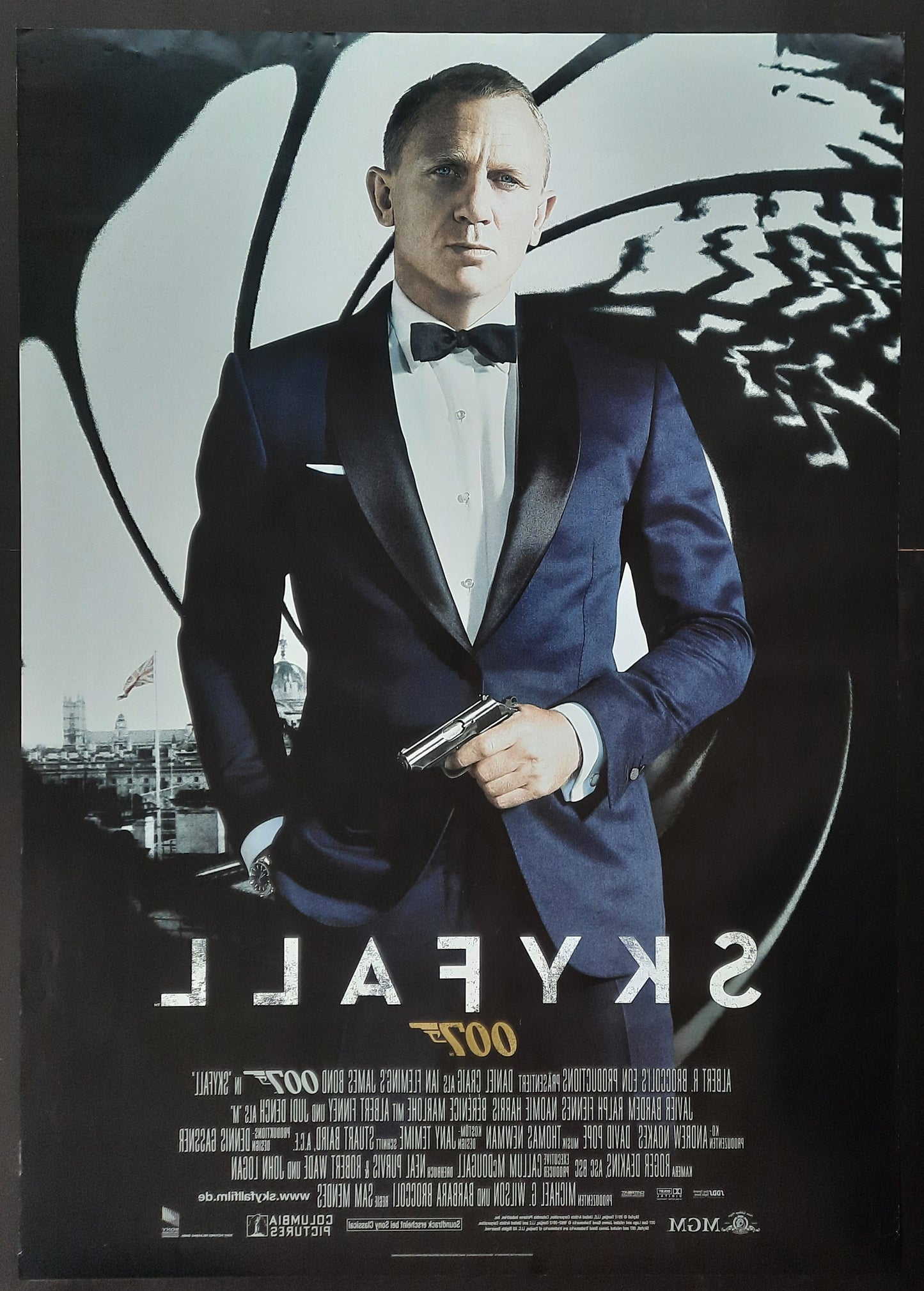 JAMES BOND "Skyfall" 2012 Poster Daniel Craig German 2-Sheet Movie Poster 33 x 46 first print SUBWAY POSTER - ROLLED